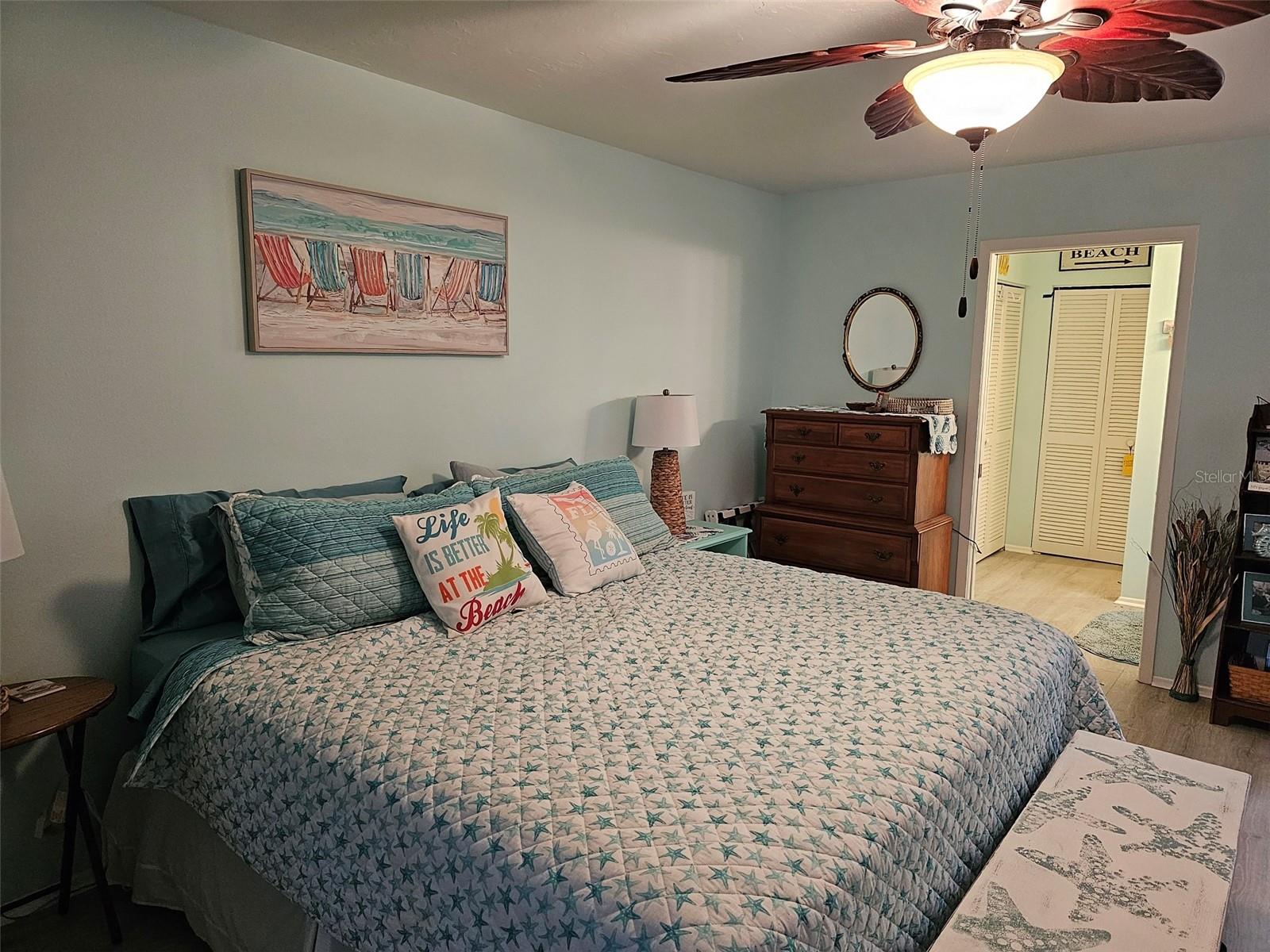 Image 18 of 41 For 409 Palm Tree Drive 409