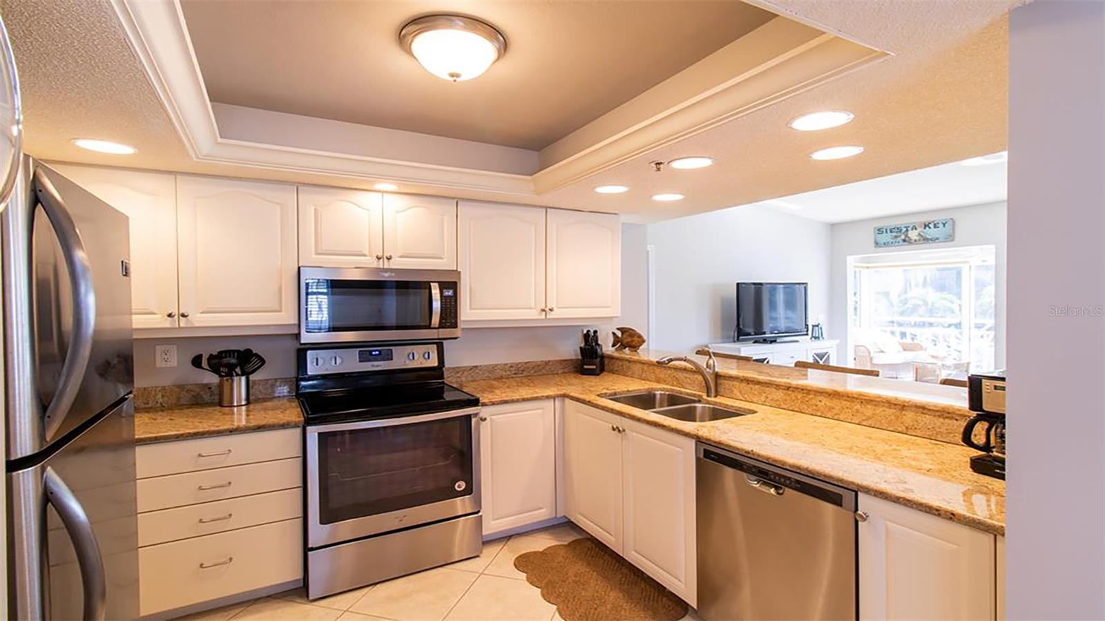 Image 10 of 41 For 1340 Siesta Bayside Drive 1340-c