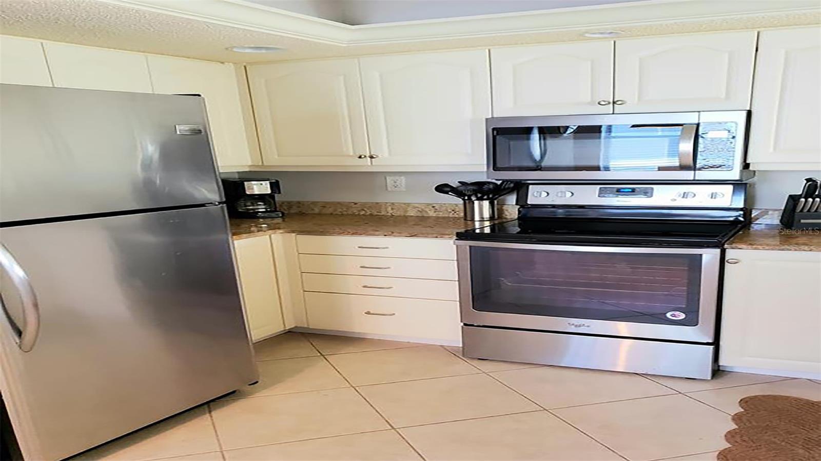 Image 11 of 41 For 1340 Siesta Bayside Drive 1340-c