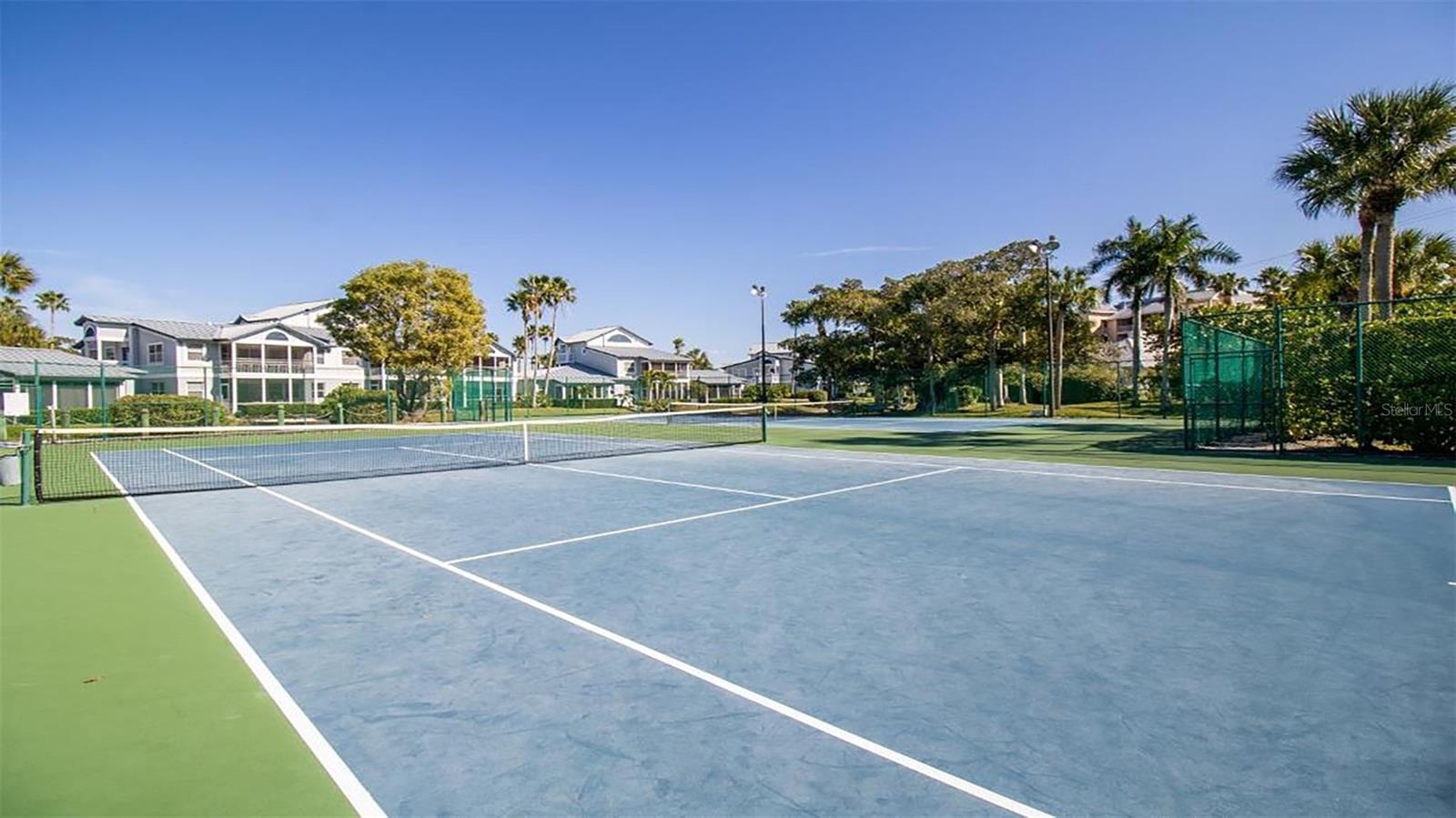 Image 31 of 41 For 1340 Siesta Bayside Drive 1340-c