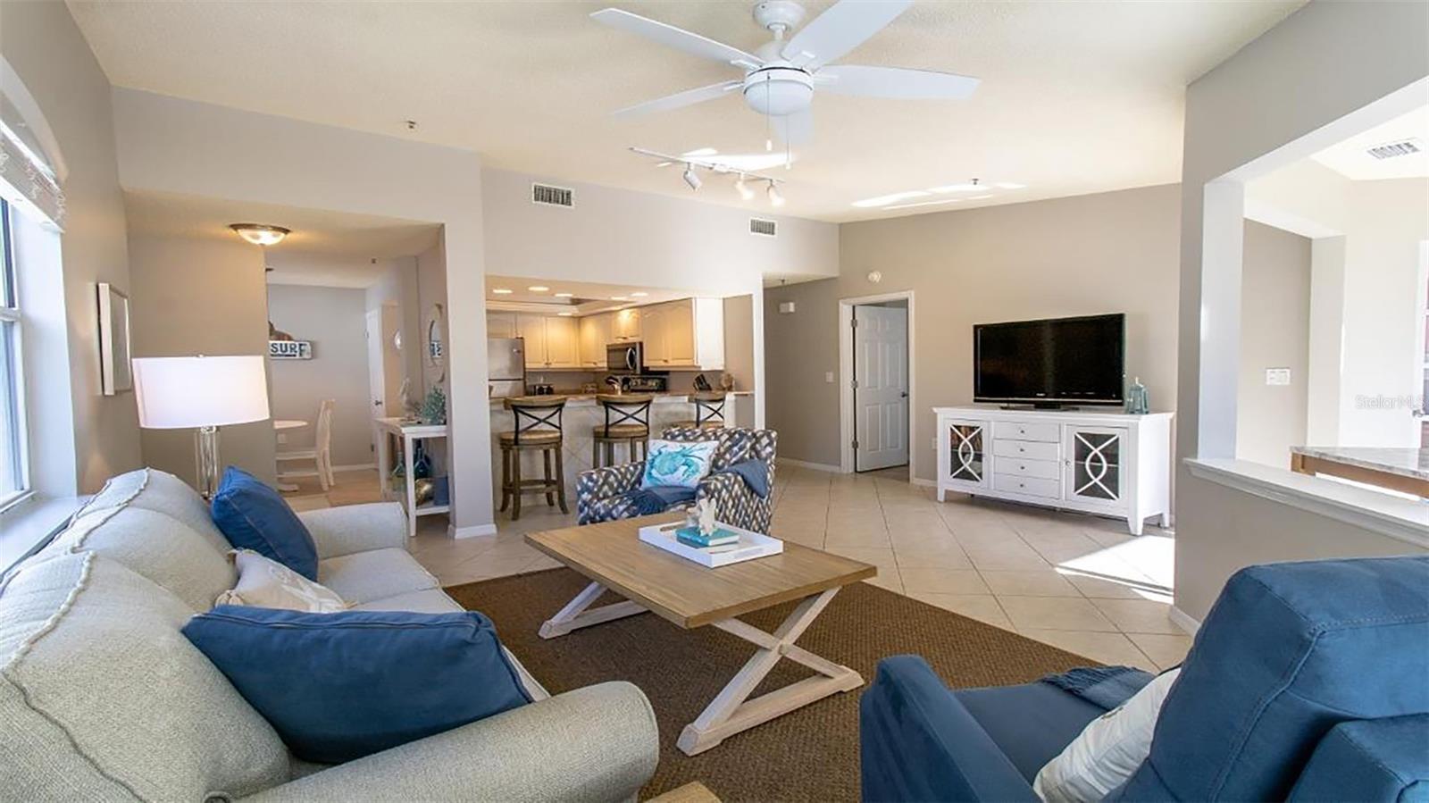 Image 6 of 41 For 1340 Siesta Bayside Drive 1340-c