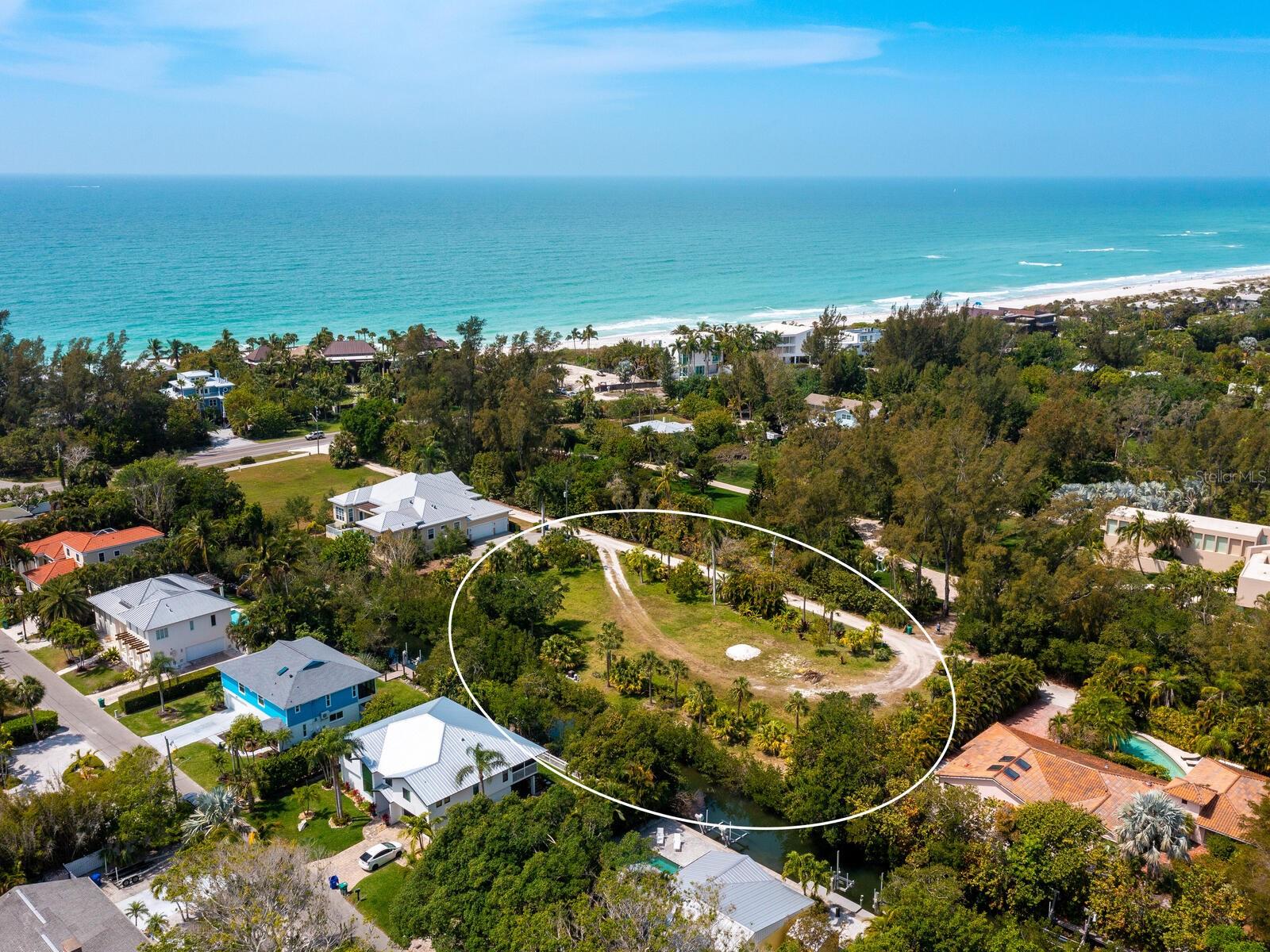 Listing photo id 5 for 6604-6608 Gulf Of Mexico Drive