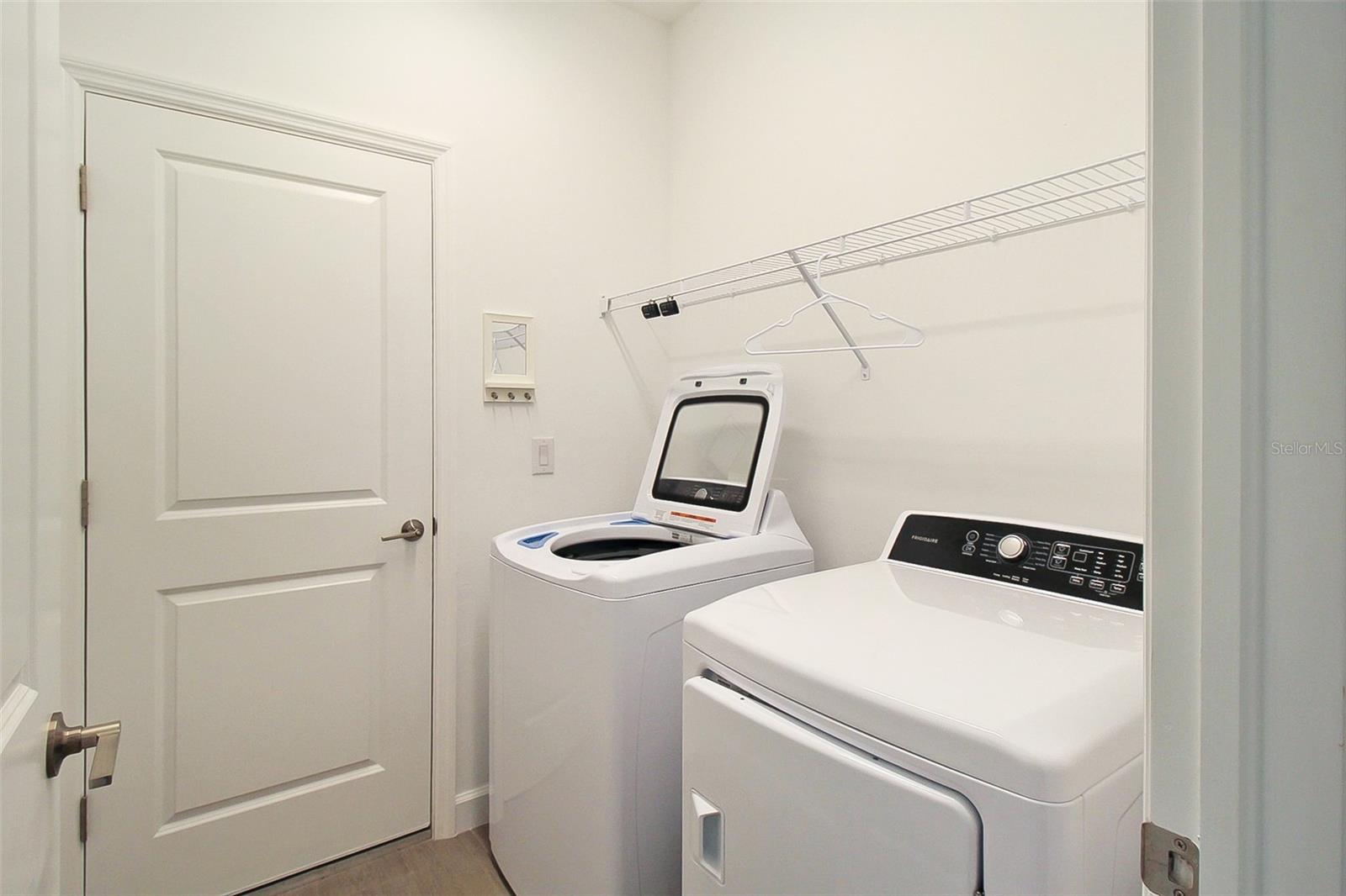 Image 18 of 51 For 5236 Blue Crush Street