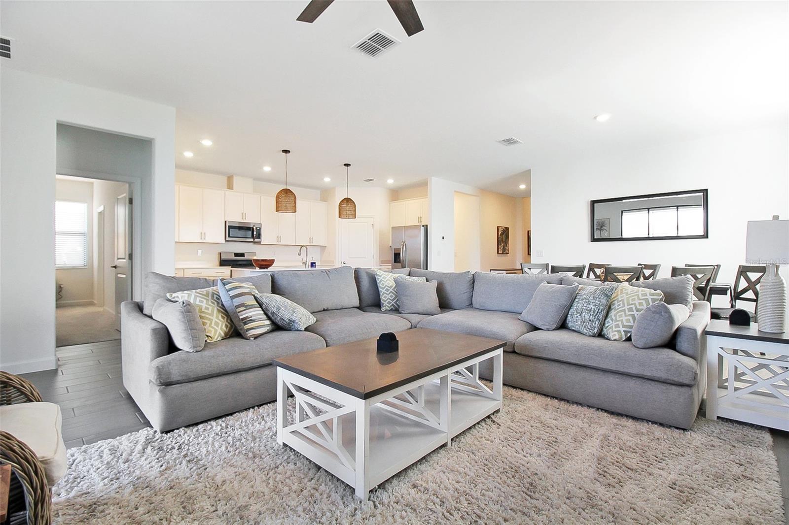 Image 28 of 51 For 5236 Blue Crush Street