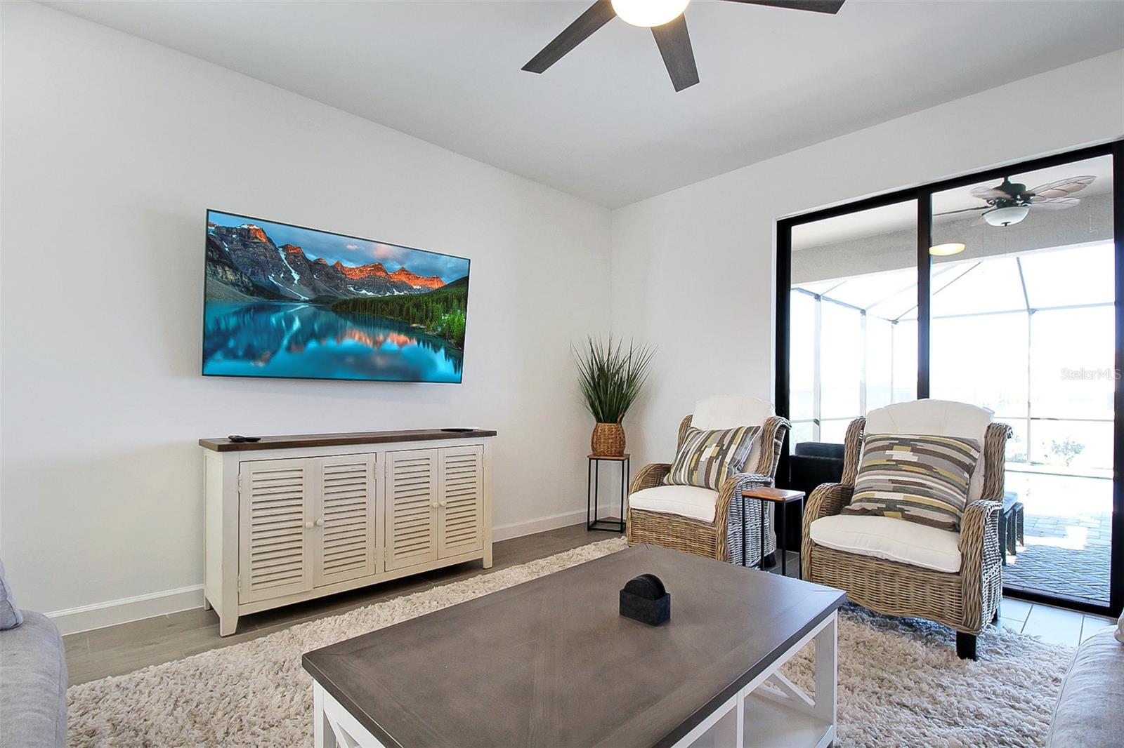 Image 29 of 51 For 5236 Blue Crush Street