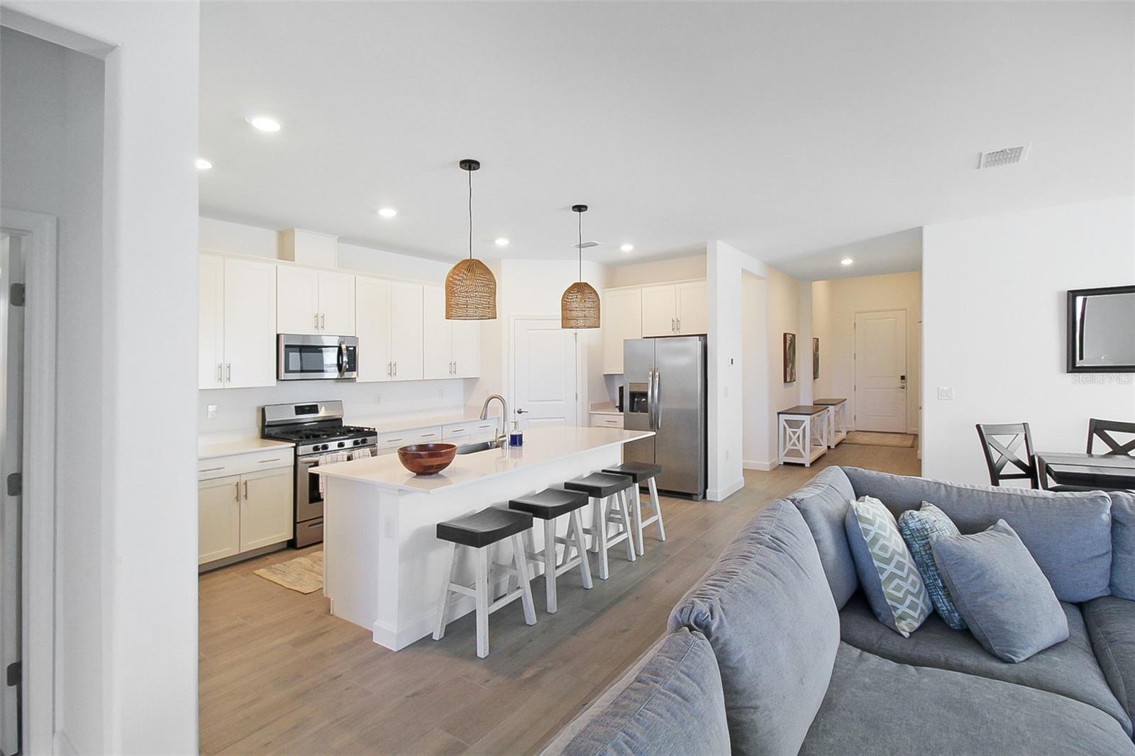 Image 32 of 51 For 5236 Blue Crush Street