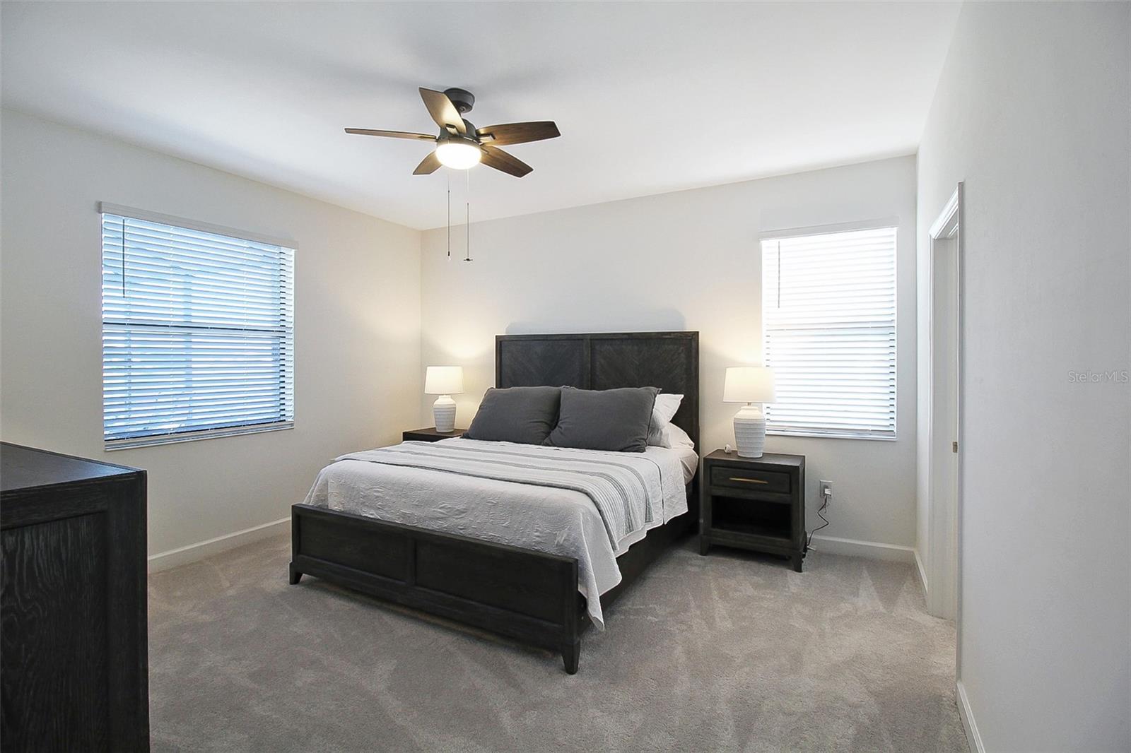 Image 34 of 51 For 5236 Blue Crush Street