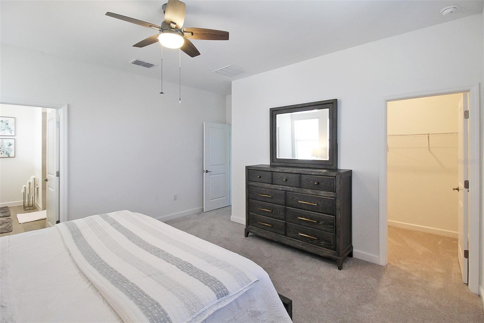 Image 36 of 51 For 5236 Blue Crush Street