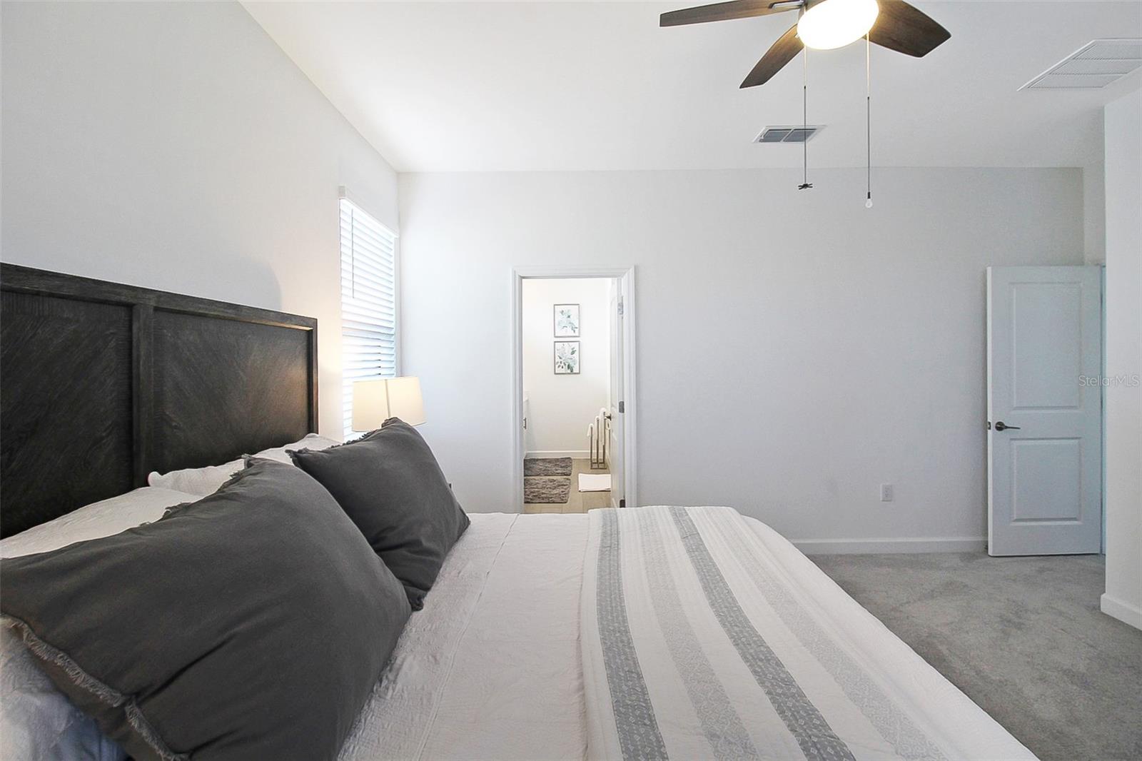 Image 37 of 51 For 5236 Blue Crush Street