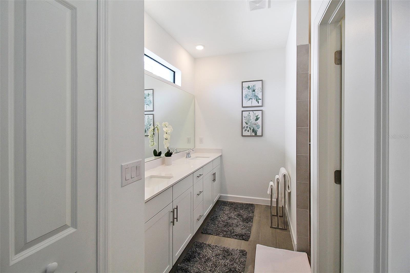 Image 38 of 51 For 5236 Blue Crush Street