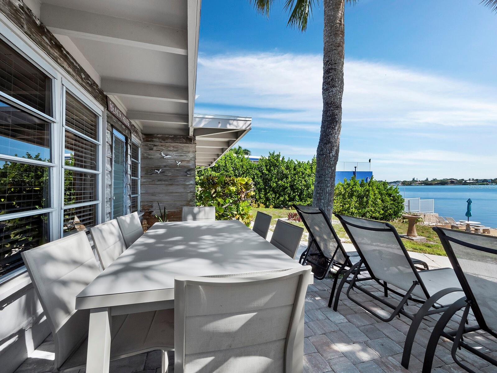 Listing photo id 33 for 1620 Casey Key Road