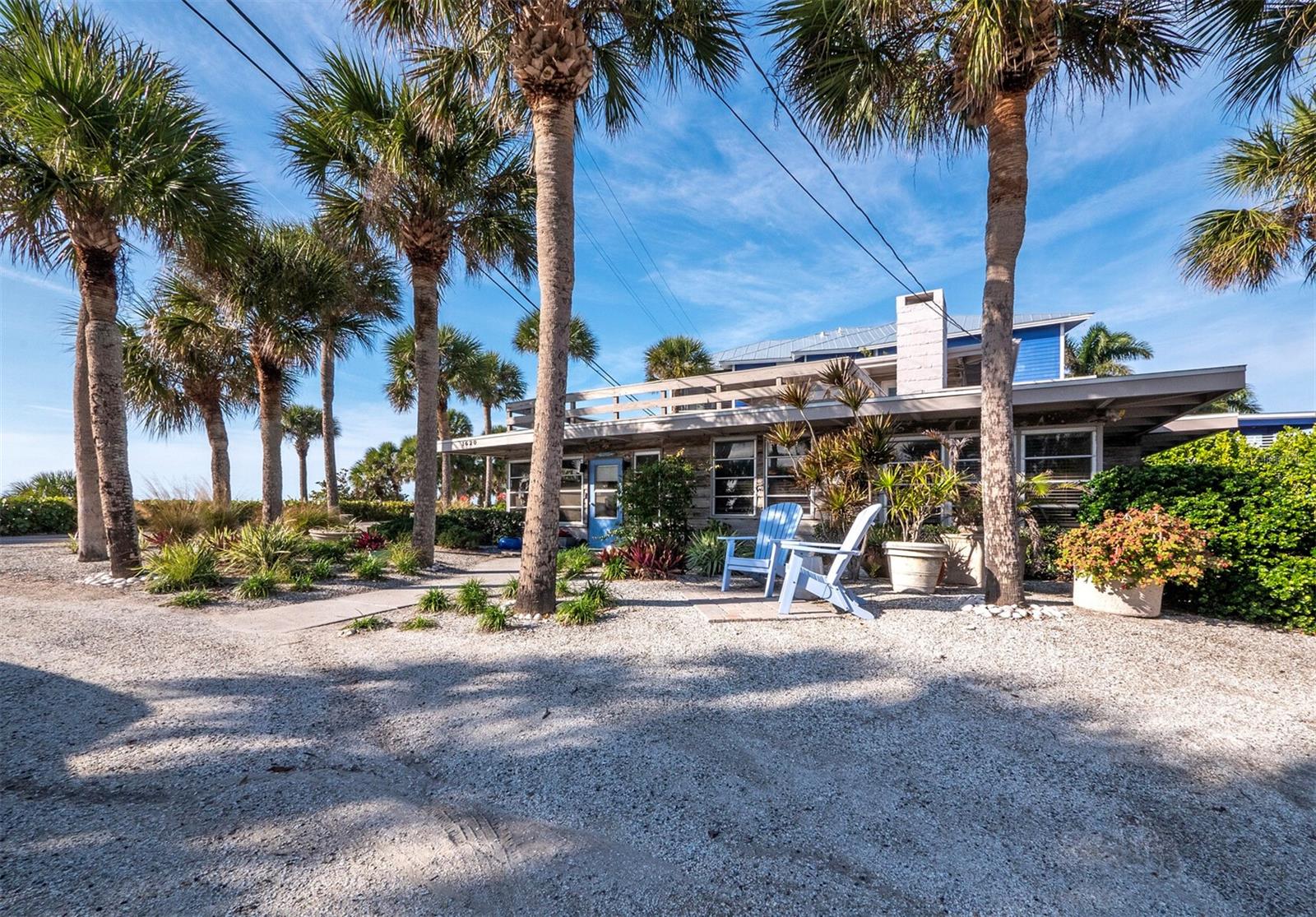 Listing photo id 39 for 1620 Casey Key Road