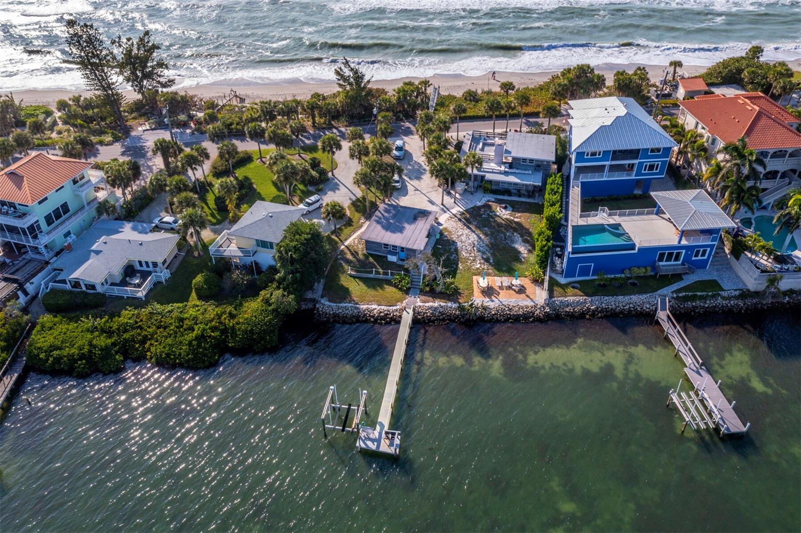 Listing photo id 44 for 1620 Casey Key Road