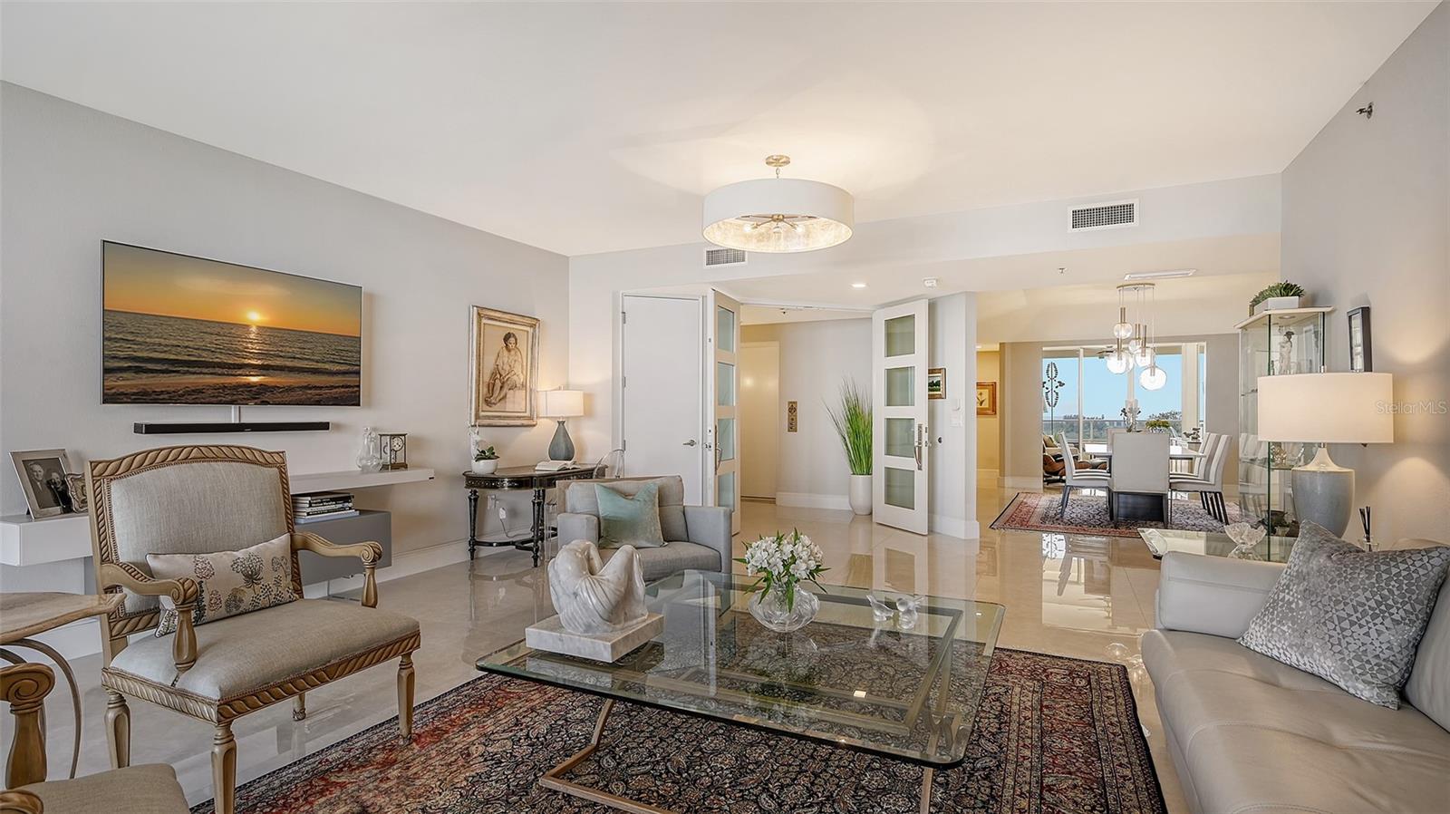 Listing photo id 8 for 3040 Grand Bay Boulevard 283