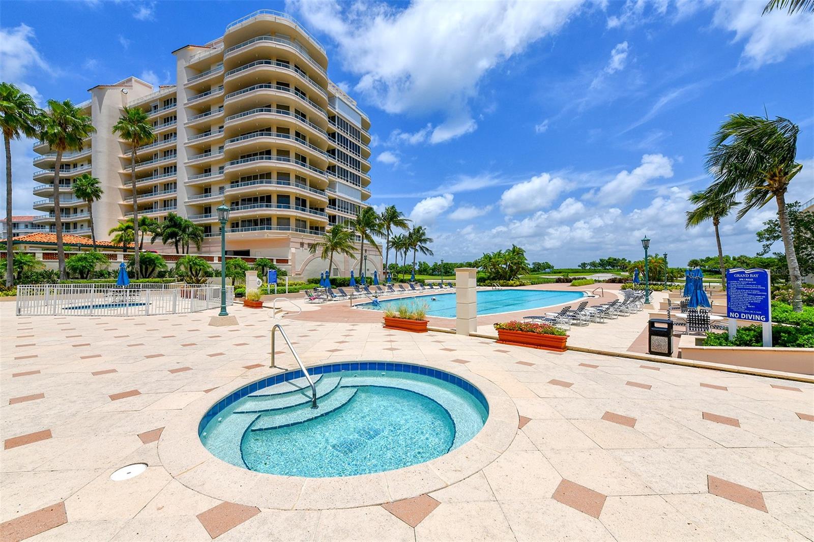 Listing photo id 35 for 3040 Grand Bay Boulevard 283