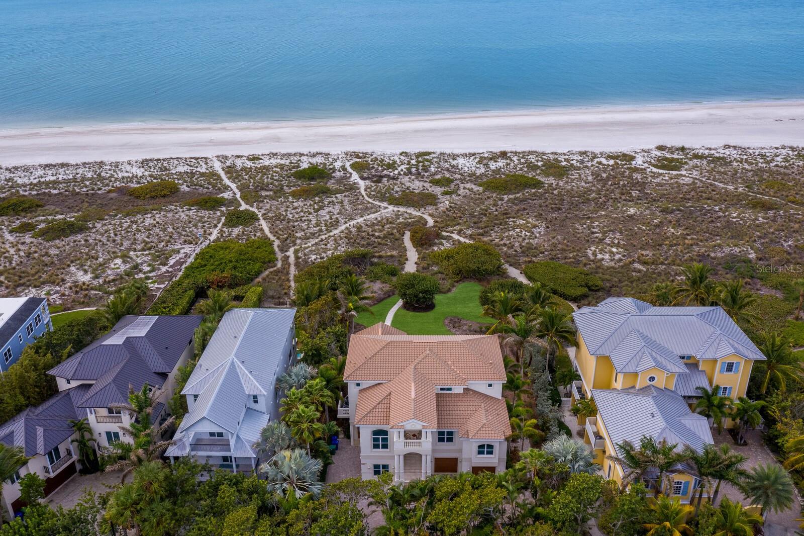 Listing photo id 48 for 6877 Gulf Of Mexico Drive