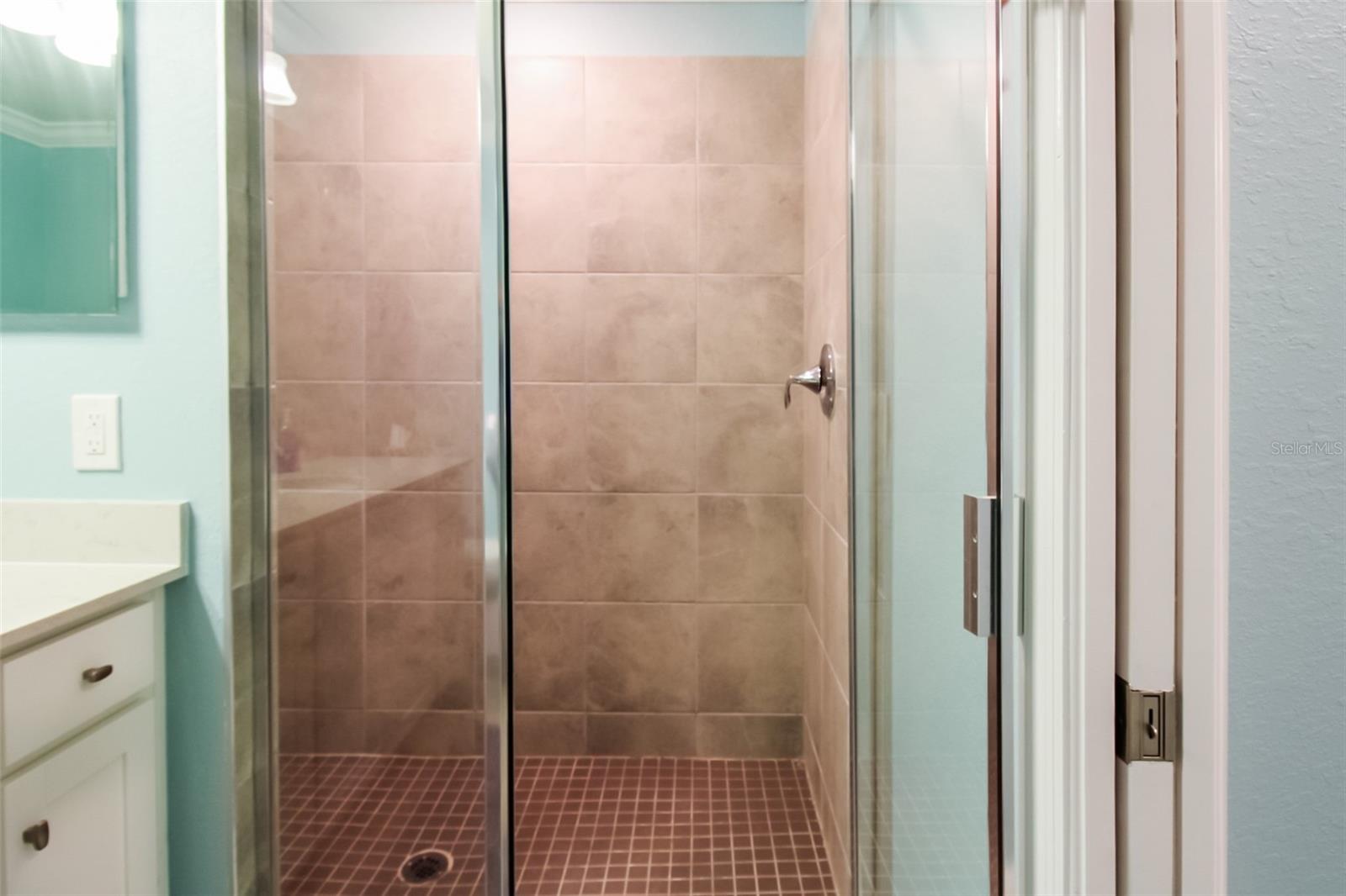 Image 14 of 40 For 17810 Gawthrop Drive 207
