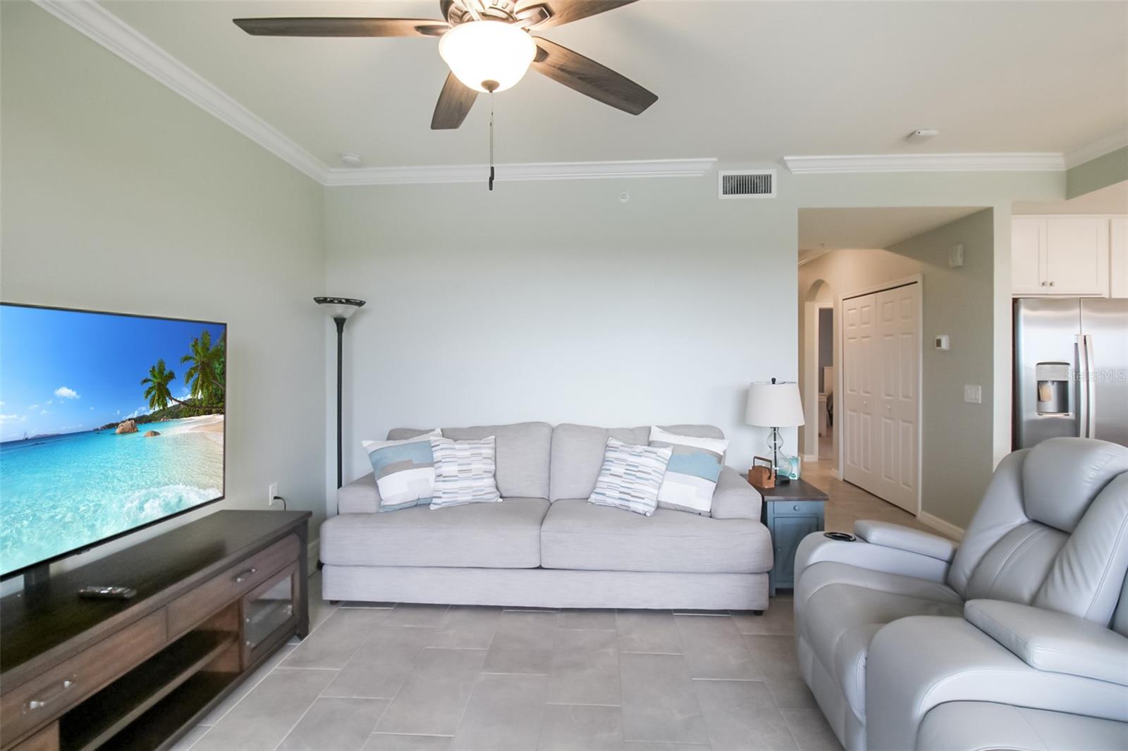 Image 33 of 40 For 17810 Gawthrop Drive 207