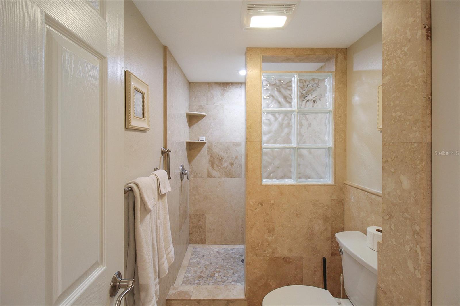 Image 27 of 33 For 1364 Siesta Bayside Drive 1364-c