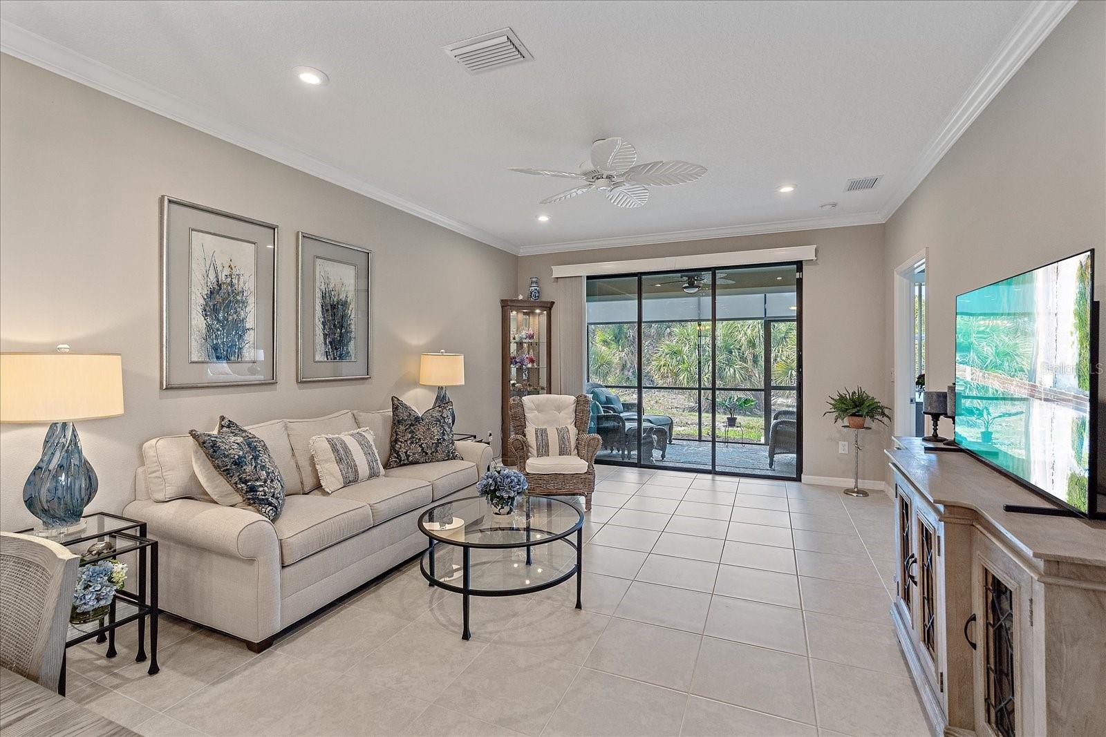 Image 11 of 65 For 12405 Osorio Court 104