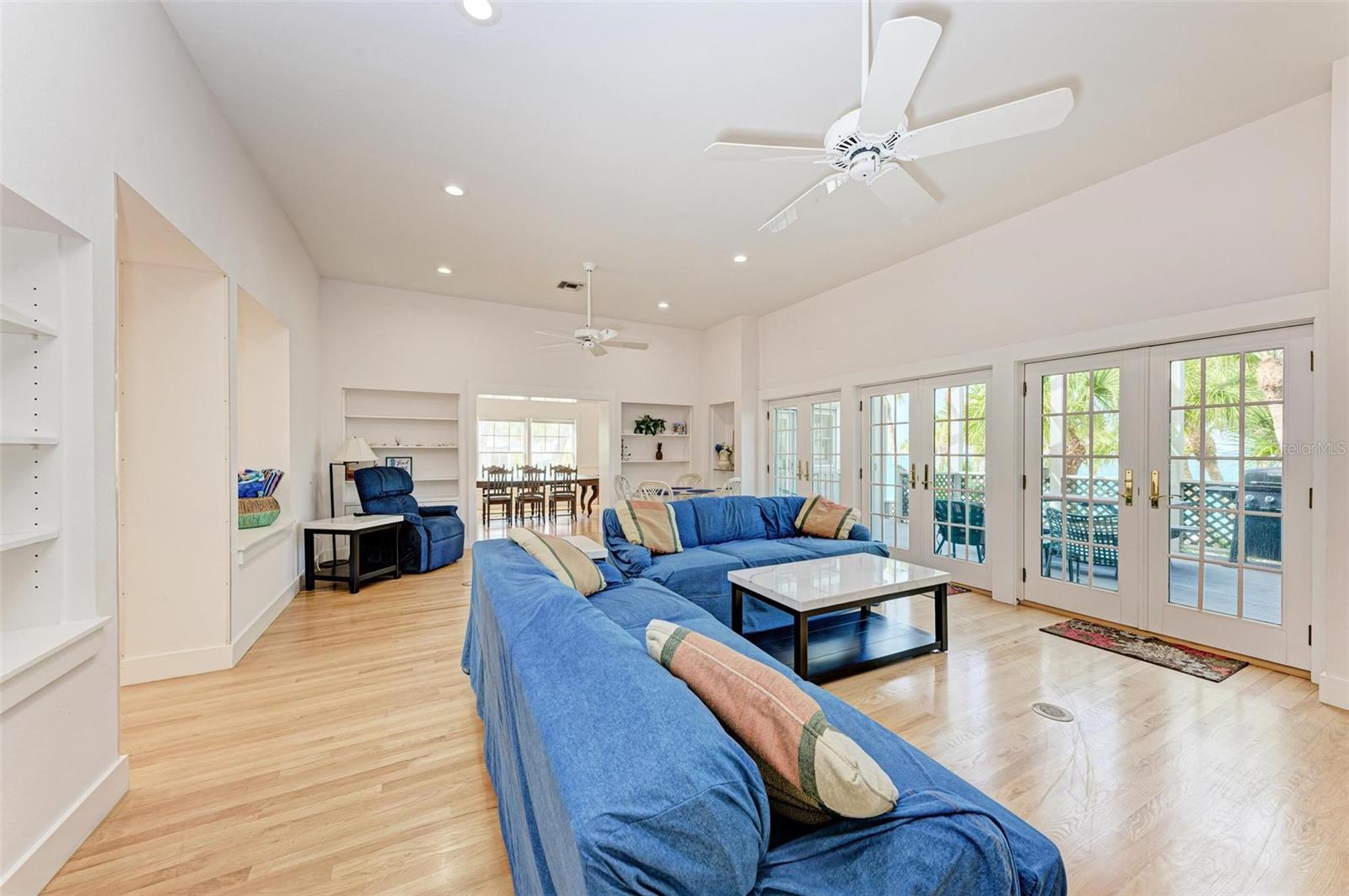 Image 33 of 96 For 7520 Manasota Key Road