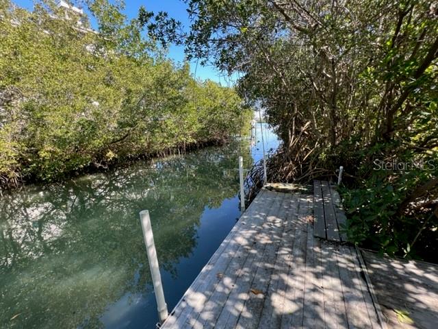 Listing photo id 16 for 1210 Casey Key Road