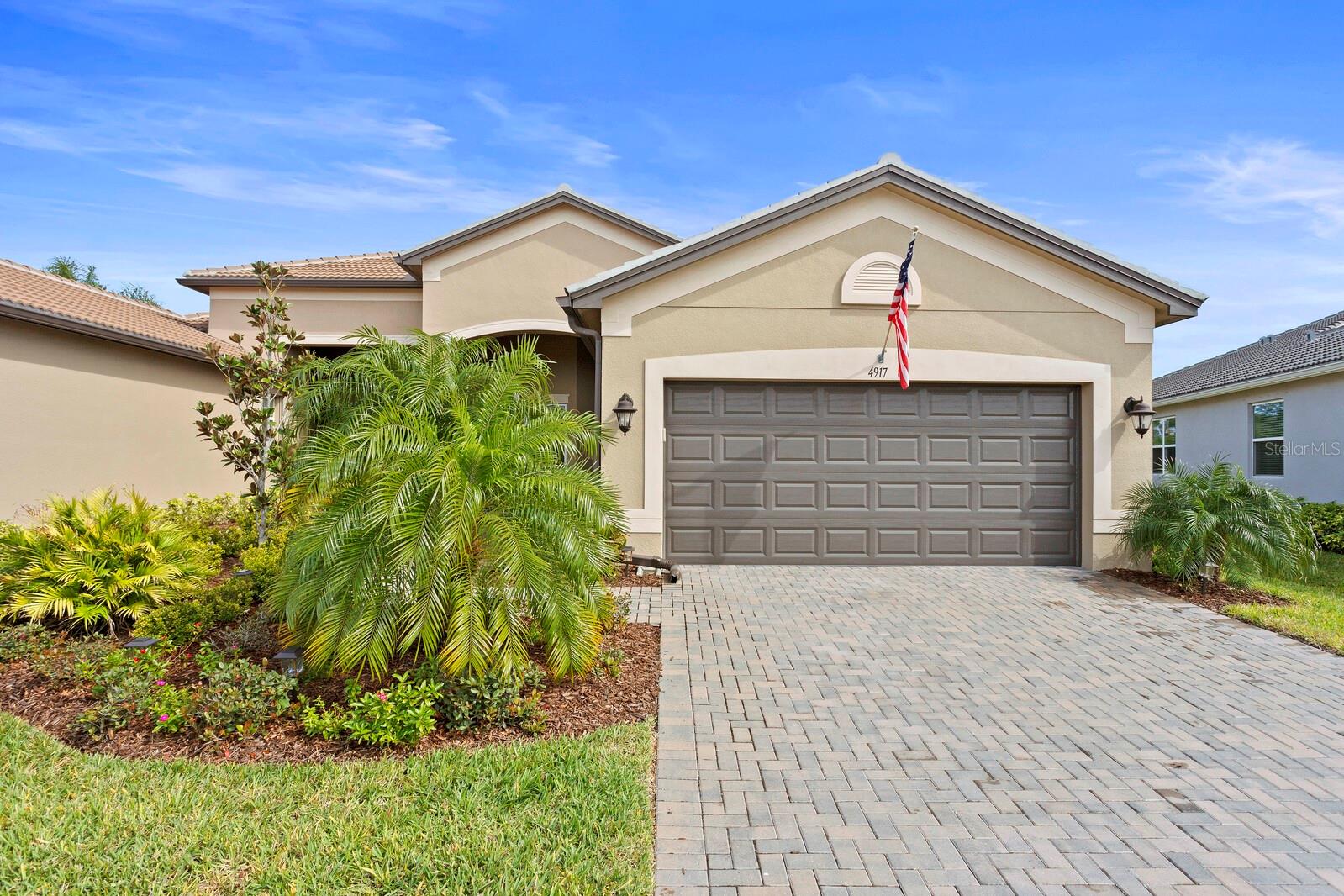 Details for 4917 Avila Lakes Drive, WIMAUMA, FL 33598