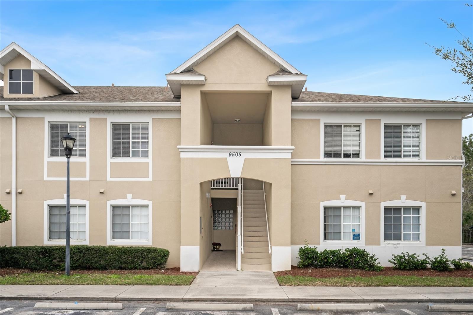 Details for 9505 Amberdale Court 201, RIVERVIEW, FL 33578