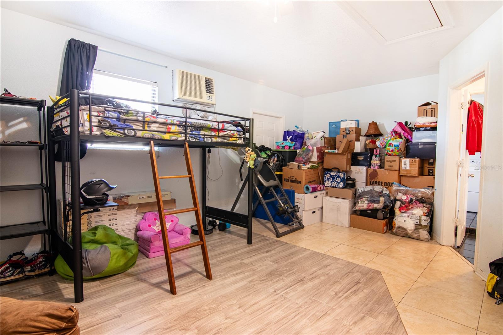 Image 10 of 33 For 1484 Noble Terrace