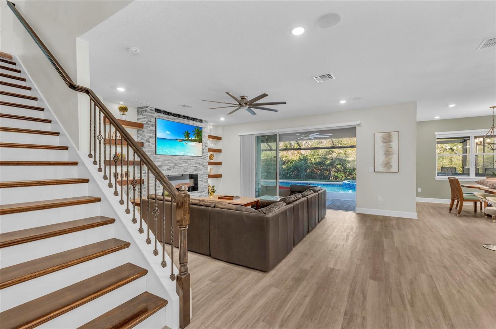 Listing photo id 2 for 7284 Great Egret Boulevard