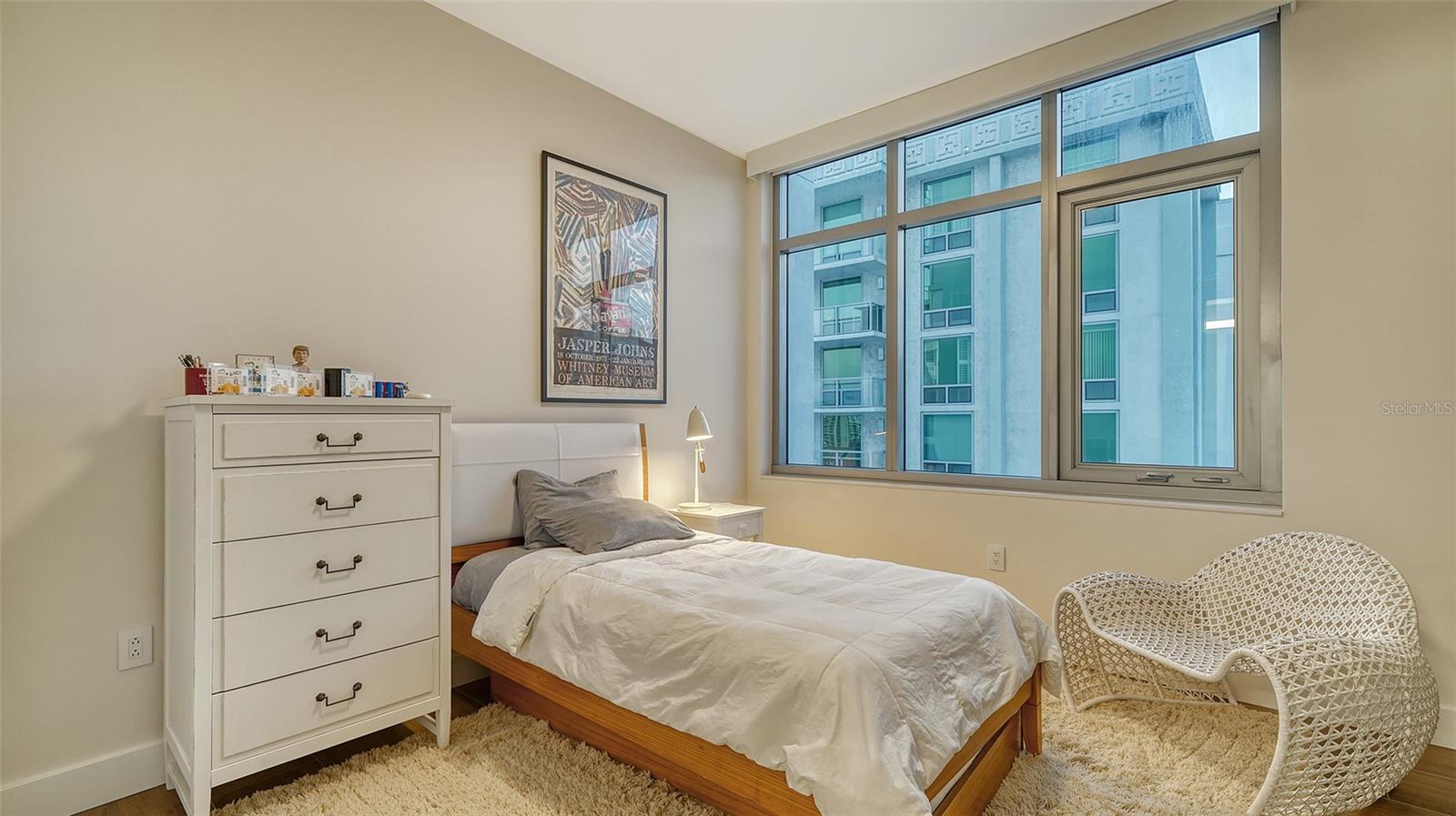 Listing photo id 54 for 1155 Gulfstream Avenue 1201