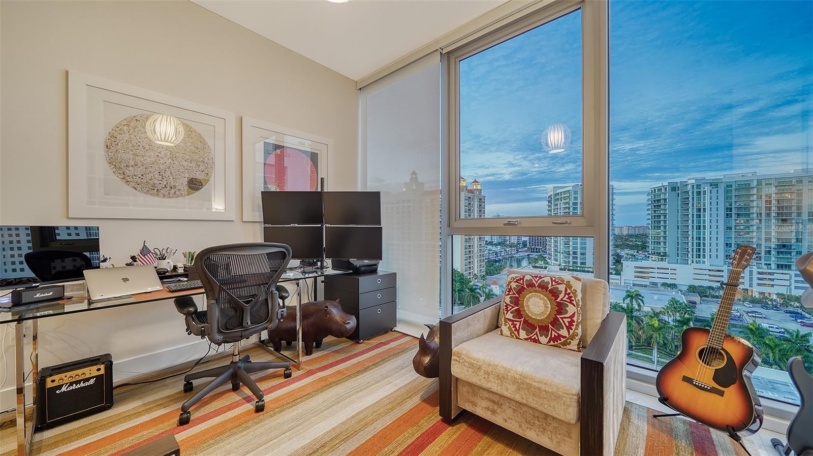 Listing photo id 63 for 1155 Gulfstream Avenue 1201