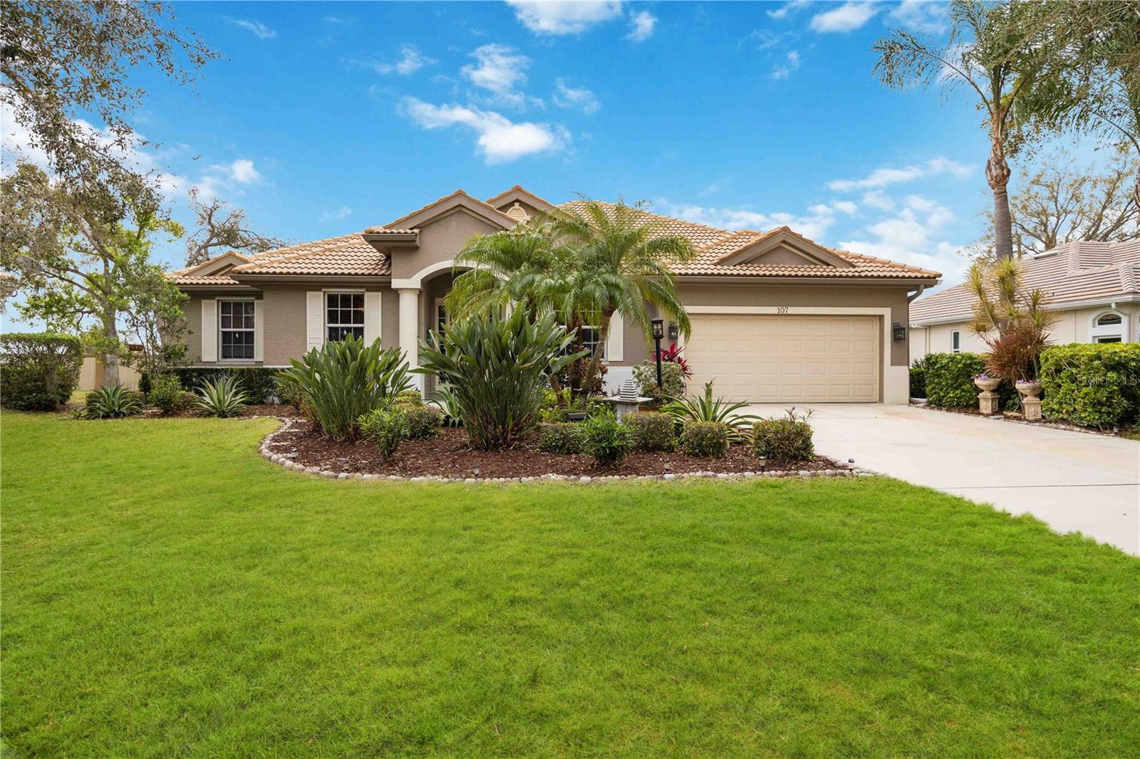 Details for 107 Wayforest Drive, VENICE, FL 34292