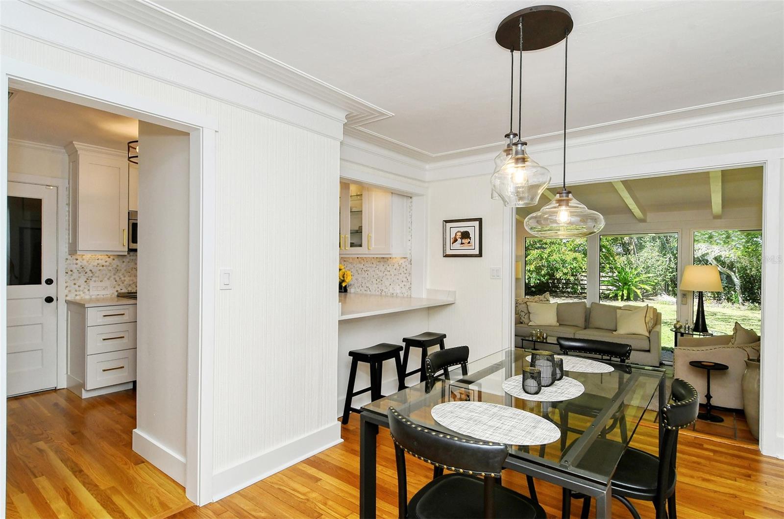 Image 11 of 73 For 1747 Waldemere Street