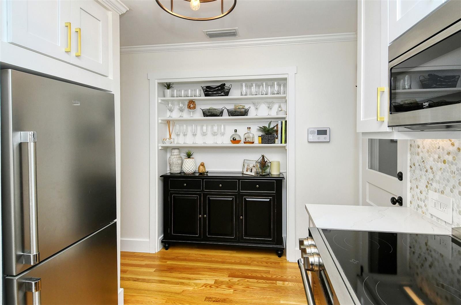 Image 17 of 73 For 1747 Waldemere Street