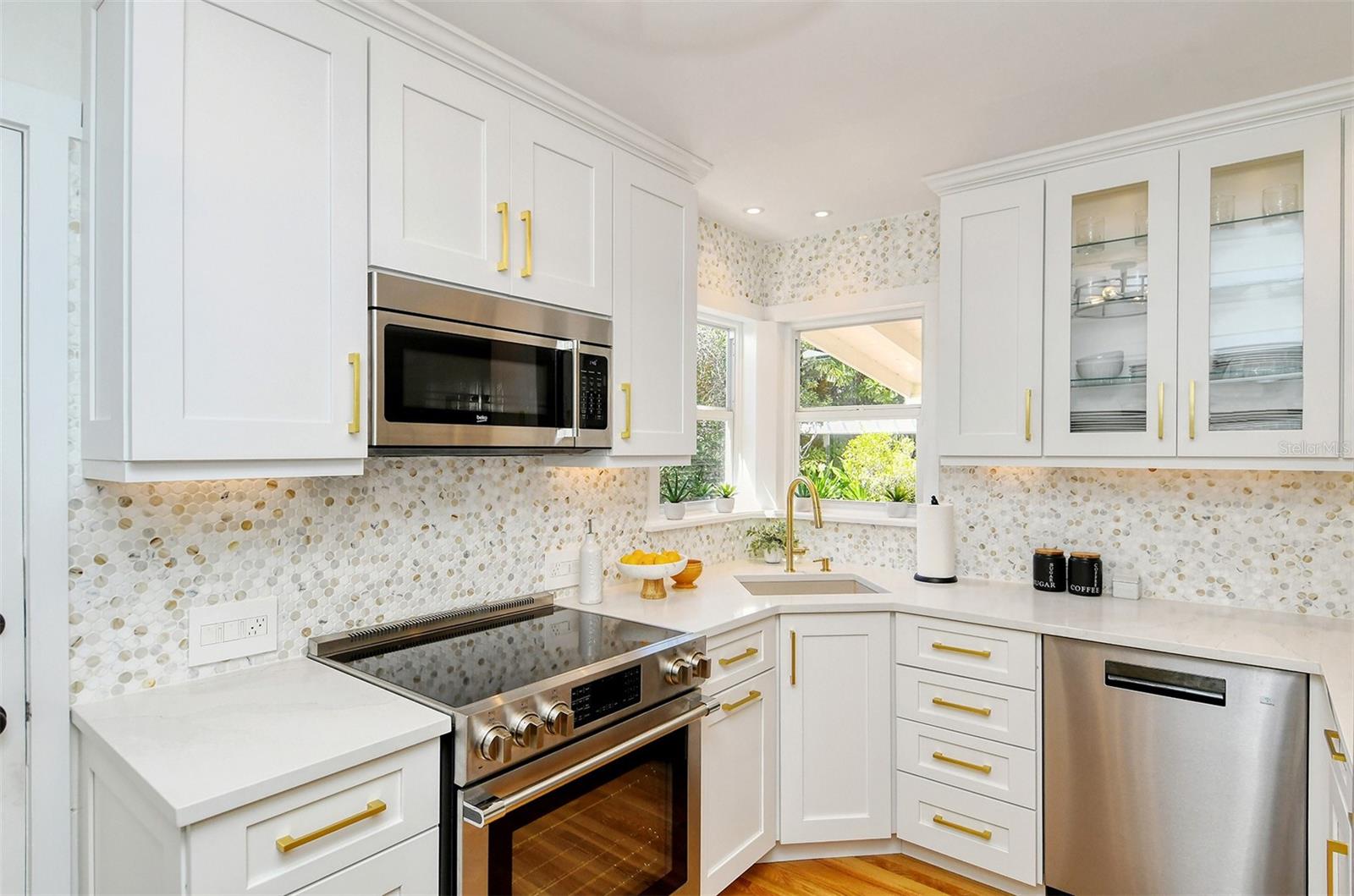 Image 18 of 73 For 1747 Waldemere Street