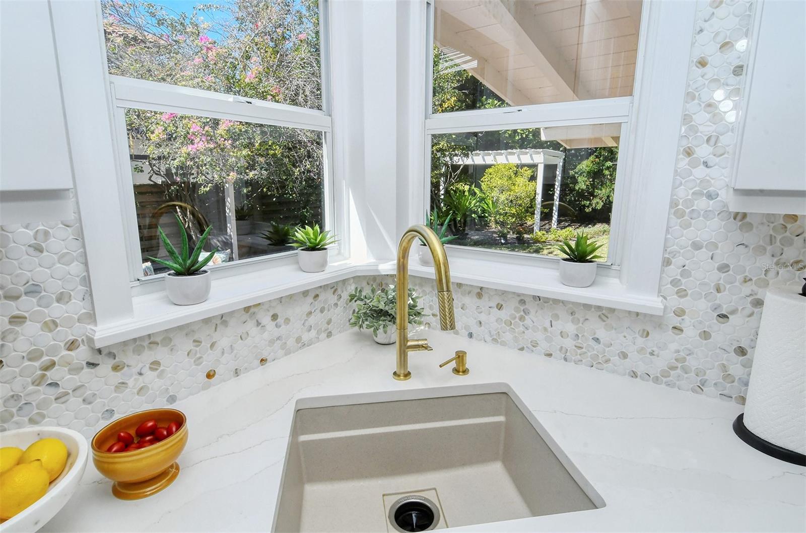 Image 23 of 73 For 1747 Waldemere Street