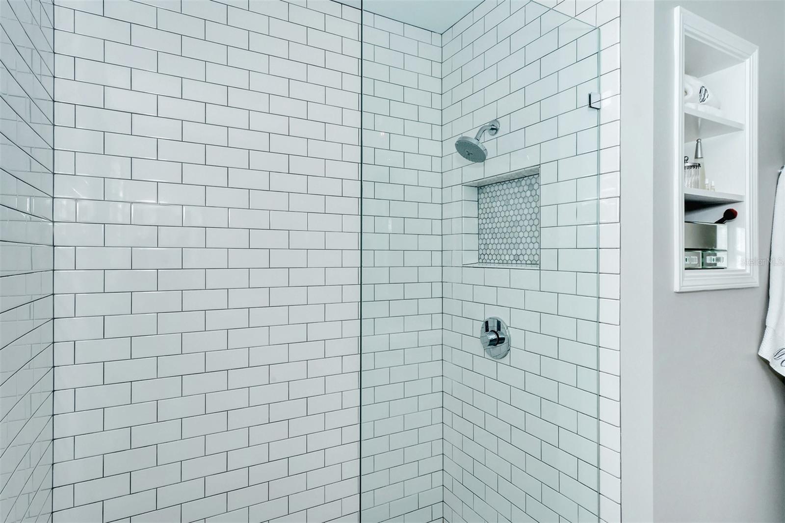 Image 31 of 73 For 1747 Waldemere Street