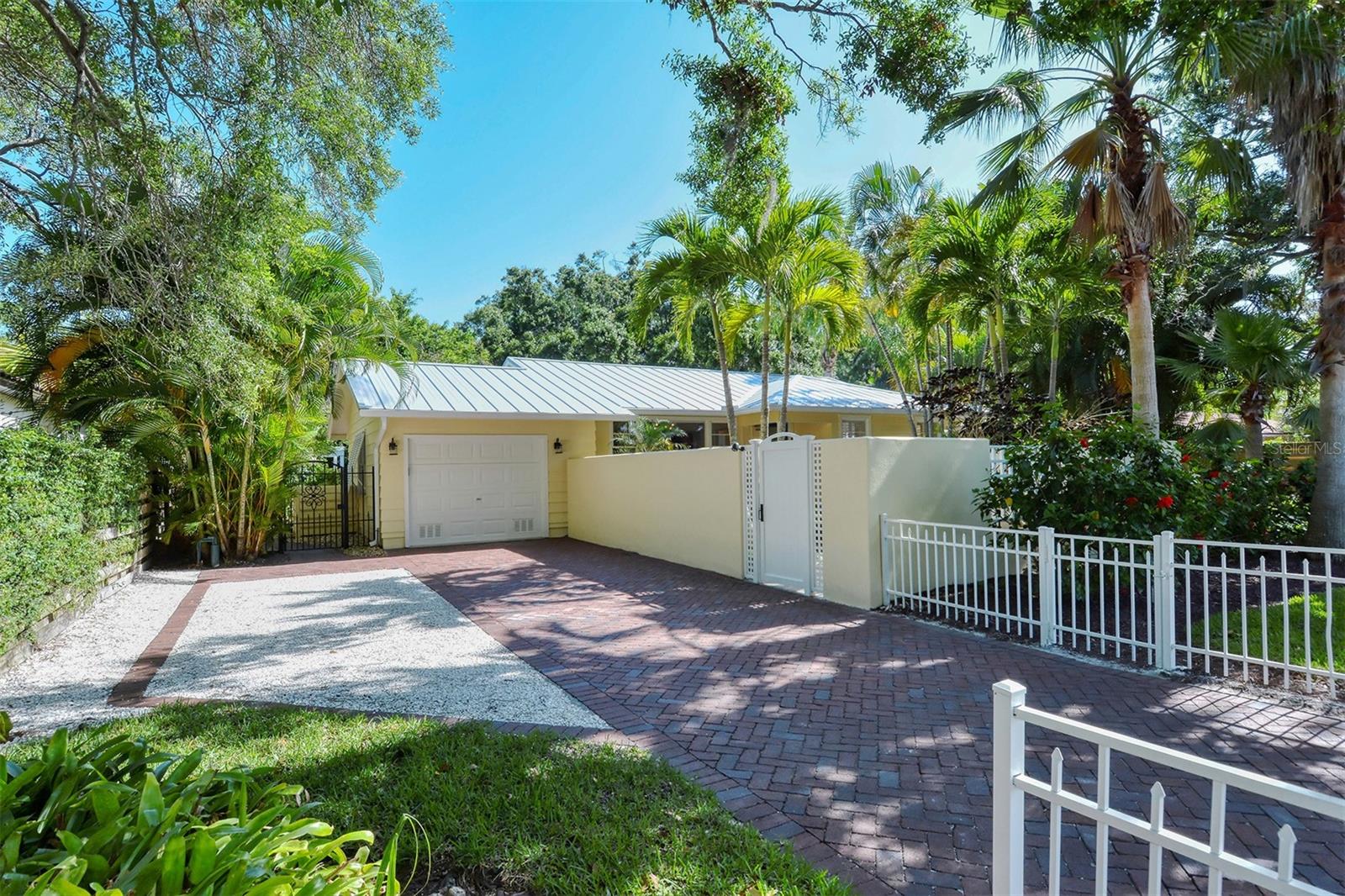 Image 56 of 73 For 1747 Waldemere Street