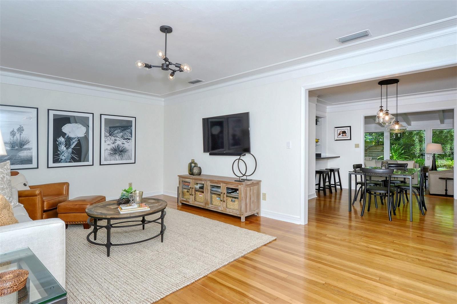 Image 7 of 73 For 1747 Waldemere Street