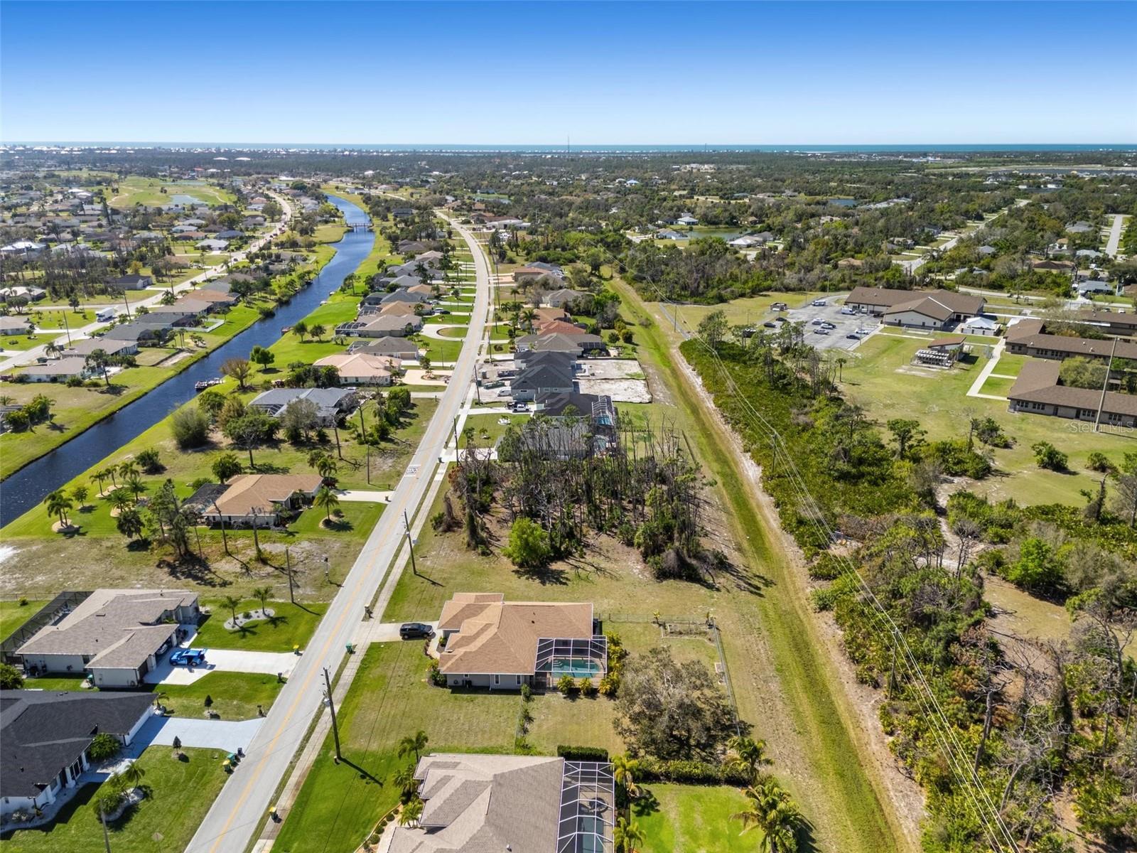 Image 7 of 9 For 451 Boundary Boulevard