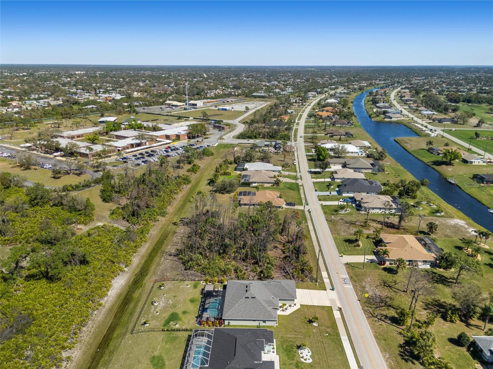 Image 9 of 9 For 451 Boundary Boulevard
