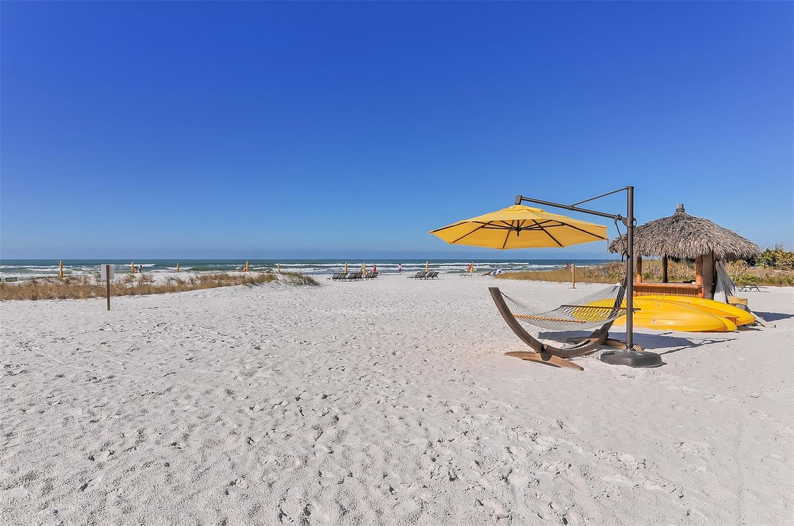 Listing photo id 51 for 915 Seaside Drive 412