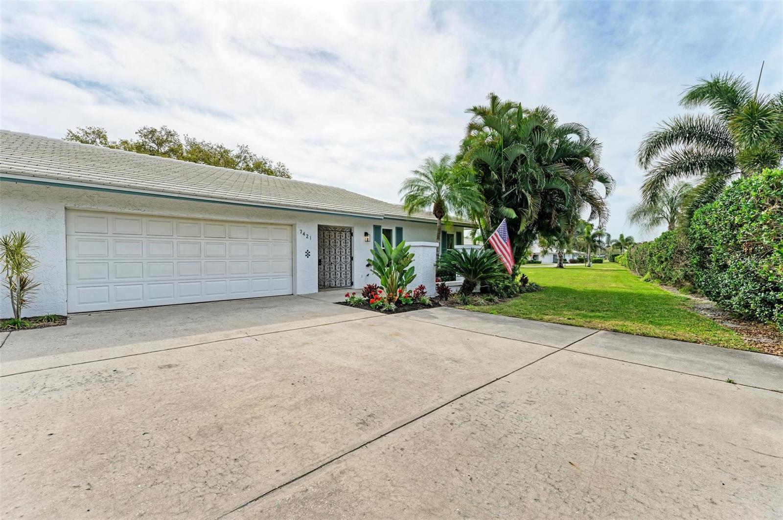 Details for 7421 7th Avenue W, BRADENTON, FL 34209