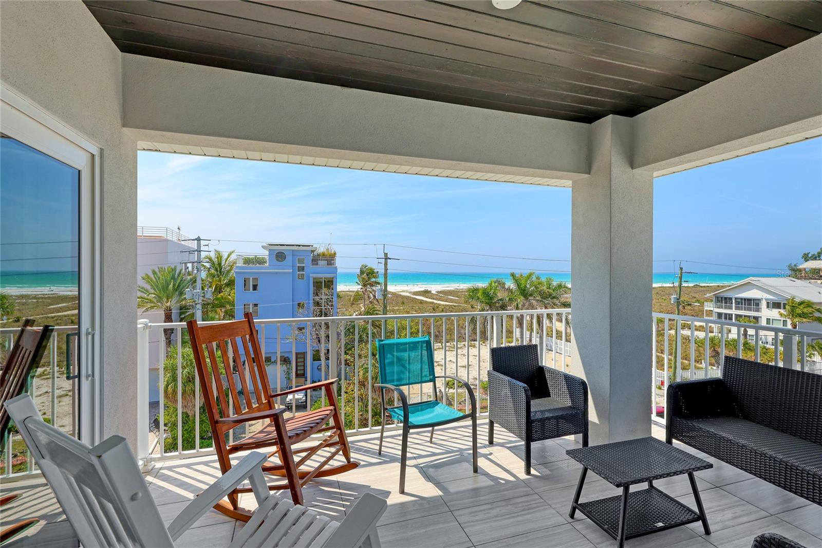 Listing photo id 69 for 645 Beach Road