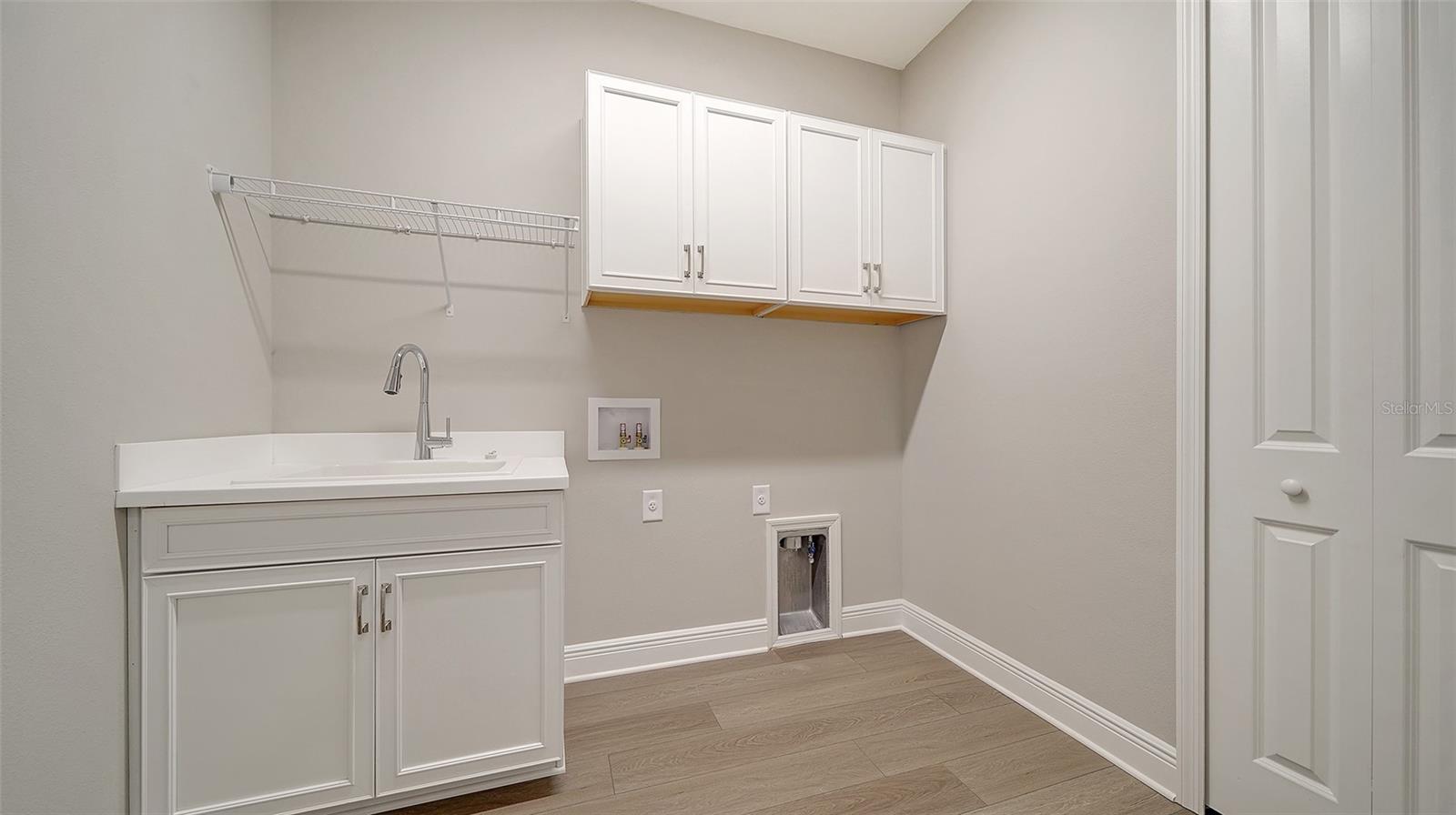 Image 27 of 57 For 27460 Janzen Court