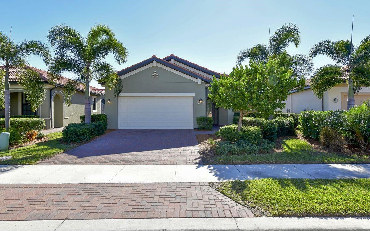 Details for 10097 Cozy Grove Drive, VENICE, FL 34293