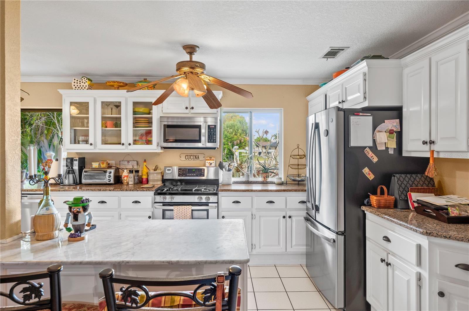 Image 27 of 49 For 104 Graham Street Se