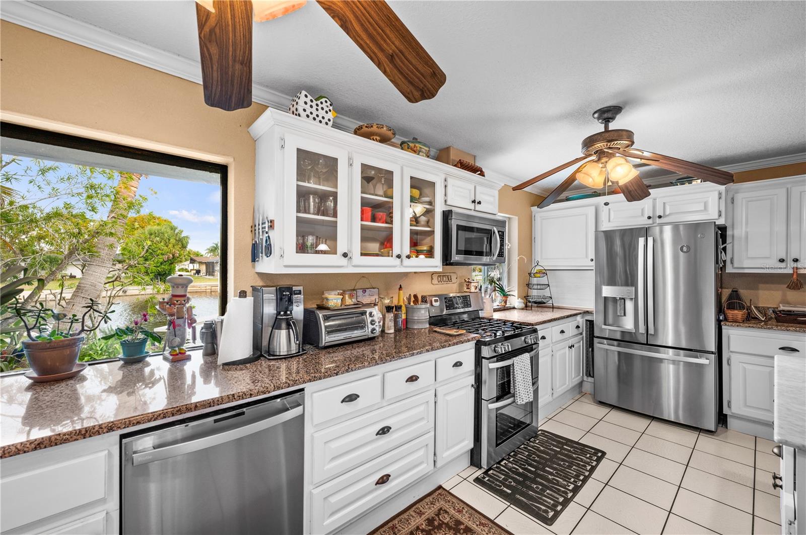 Image 29 of 49 For 104 Graham Street Se