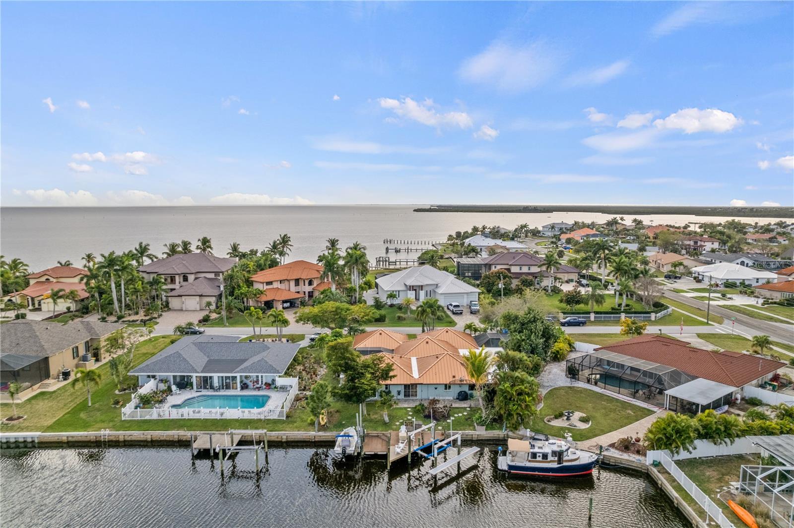 Image 41 of 49 For 104 Graham Street Se